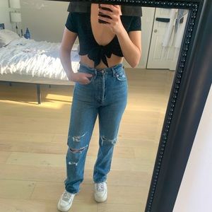 ❌SOLD❌ LAURAS BOUTIQUE TIE UP BLACK CROP TOP